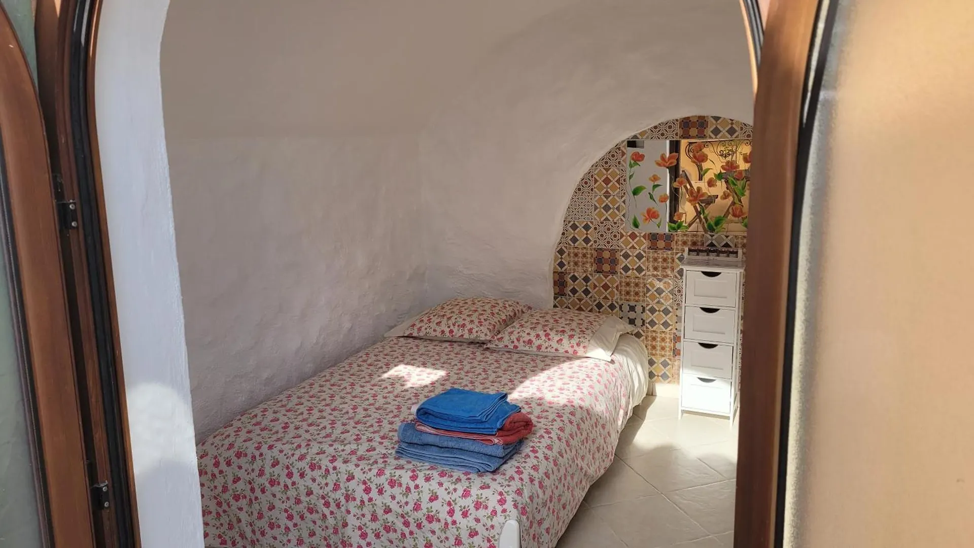 Homestay La Maison Des Mots Et Des Notes Roquebrune-Cap-Martin