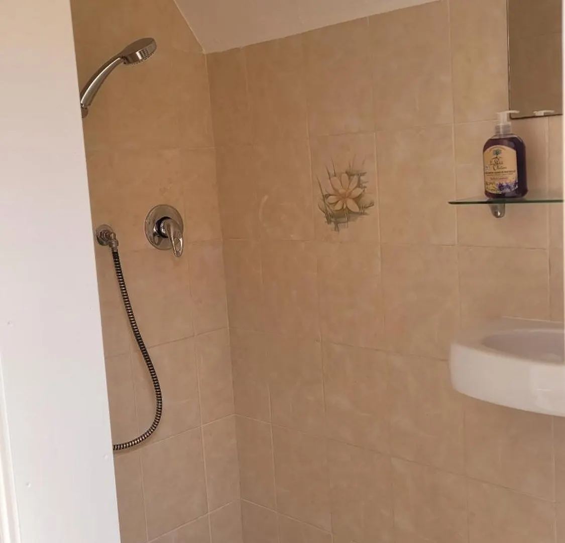 La Maison Des Mots Et Des Notes Roquebrune-Cap-Martin 0*,